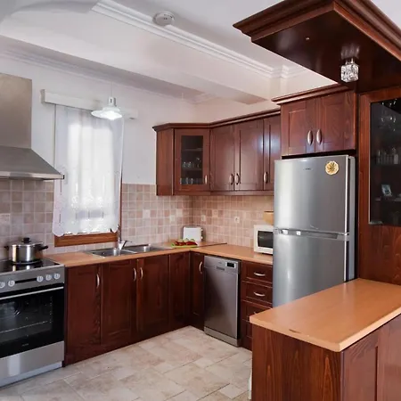 Kyknos Villa *