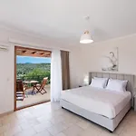 Kyknos Villa
