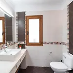 Kyknos Villa *