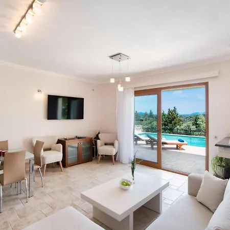 Kyknos By Vintage Travel * Spartokhórion