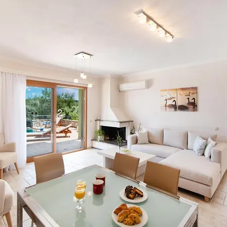 וילה Kyknos By Vintage Travel